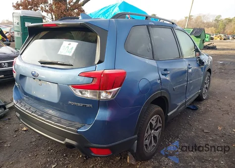 2020 Subaru Forester Premium из США, поврежденный, VIN JF2SKAJC7LH485715